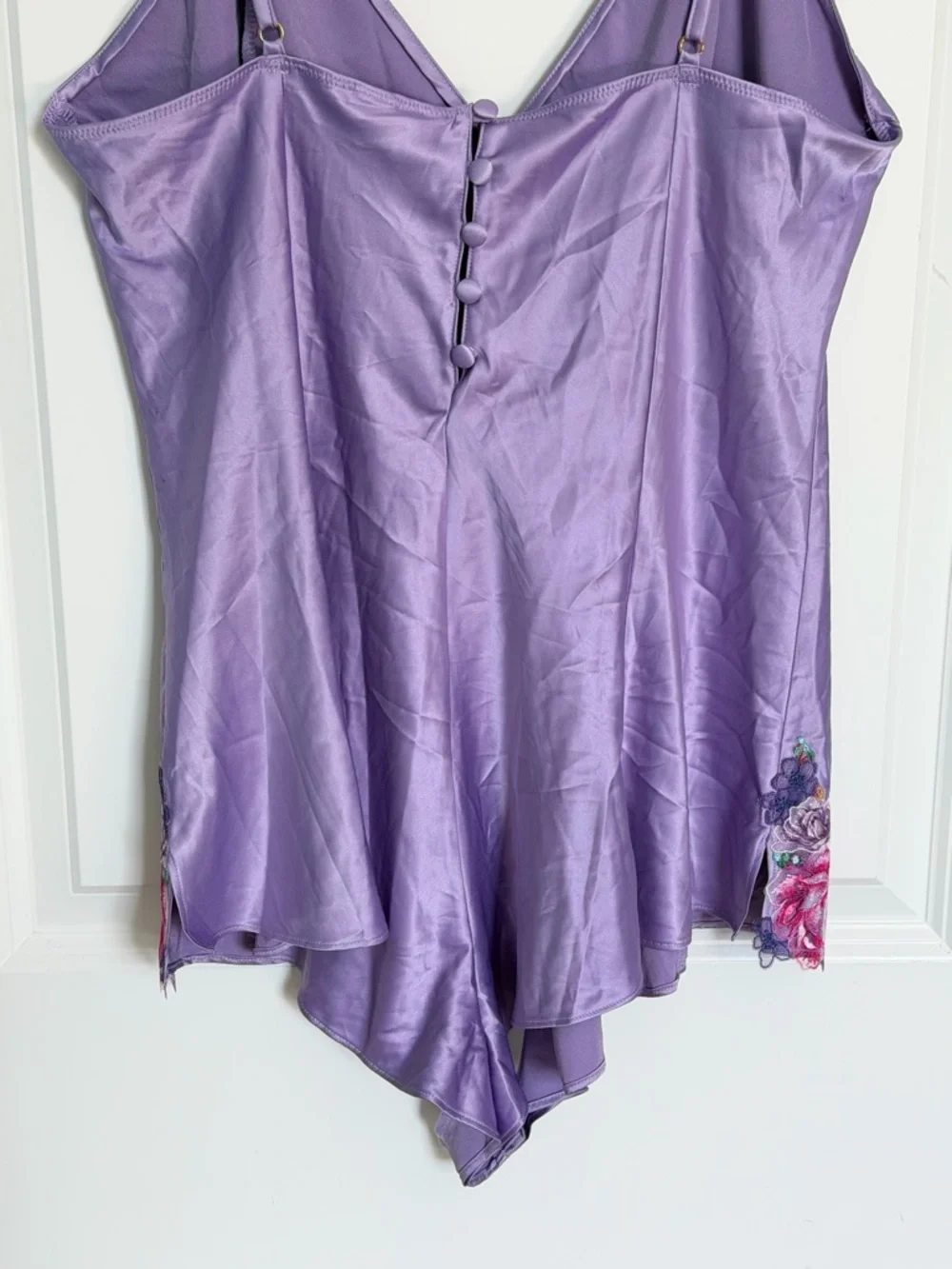 New! Victoria’s Secret Lavender Floral Stretchy Satin Romper Large 39534